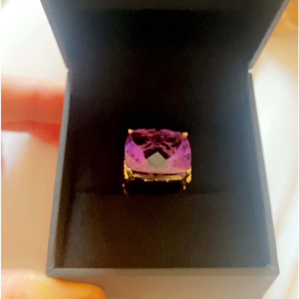 HUGE 10k gold amethyst ring.